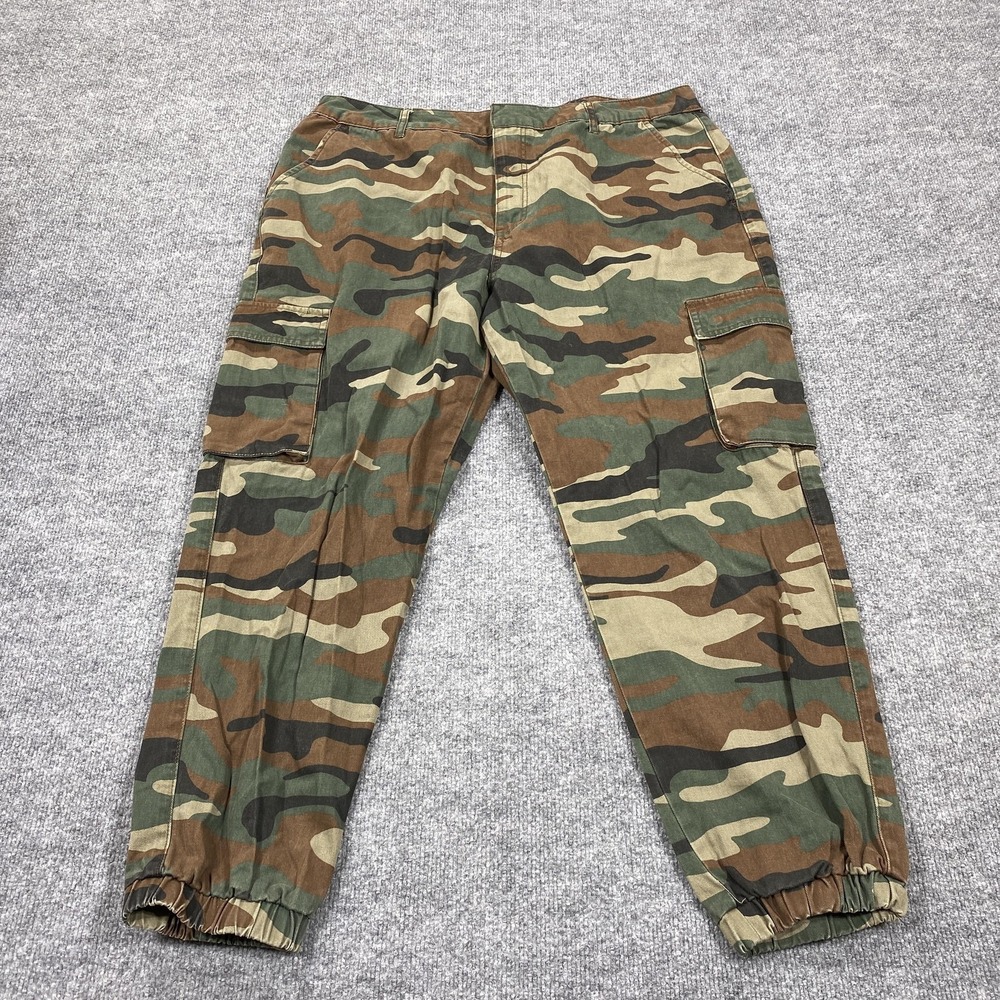 Forever 21 Cargo Pants Unisex 34x30 Green Camouflage Relaxed Cotton Cuffed